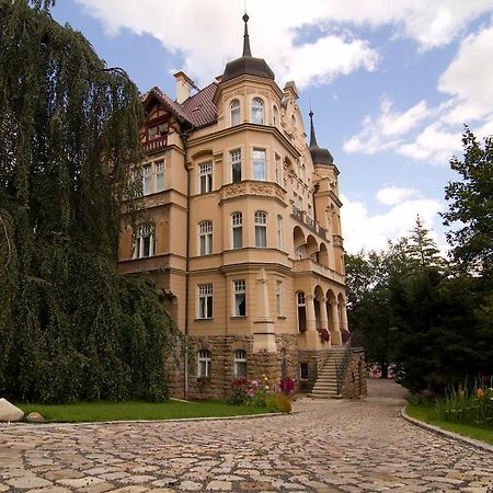 Apartmany Villa Liberty Karlovy Vary Bagian luar foto