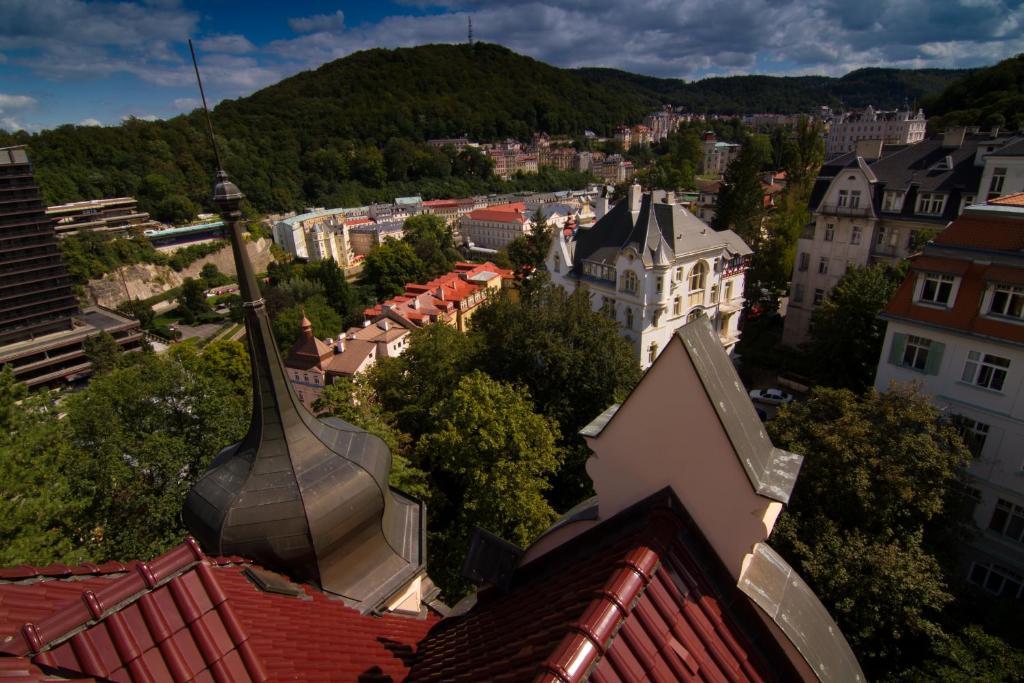 Apartmany Villa Liberty Karlovy Vary Bagian luar foto